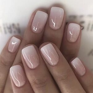 24 pcs press on nails Elegant Ombre Nail Art